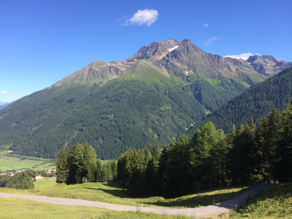 Appartamento Haus Arosa Pettneu am Arlberg Esterno foto